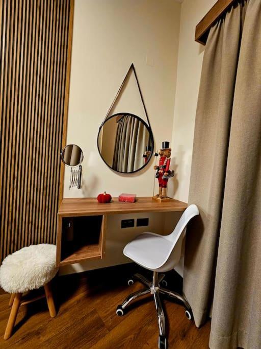 Apartment La